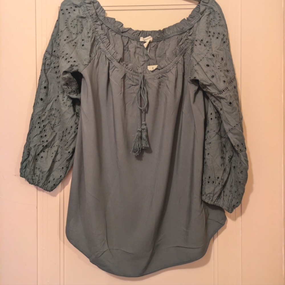 3/4 length sleeve blouse